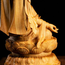 観音菩薩   木彫仏像  供養品  置き物   仏教工芸品 5枚目の画像