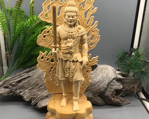 は*じ様 不動明王 木彫 木製 仏像 時代 仏教美術 不動明王立像 仏教美術 不動明王立像 木彫仏像 極上品 彫刻工芸品 招財 彫刻 大波
