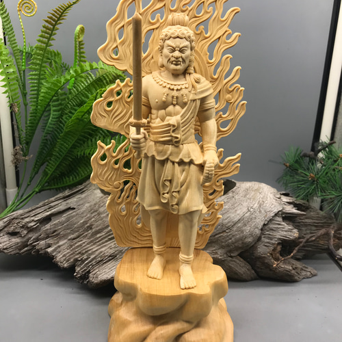 仏教美術 不動明王立像 木彫仏像 極上品 彫刻工芸品 招財 彫刻 大波