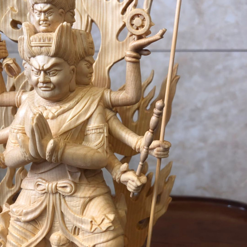 極上品 木彫仏像 大元帥明王 木彫仏教 供養品 木工細工 災難除去