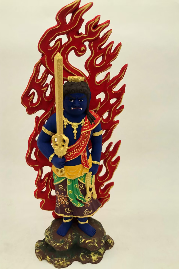 井波彫刻　高29cm  時代彫刻　木彫仏教　仏師で仕上げ品　不動明王三尊像 井波彫刻木彫仏像時代彫刻不動明王三尊立像