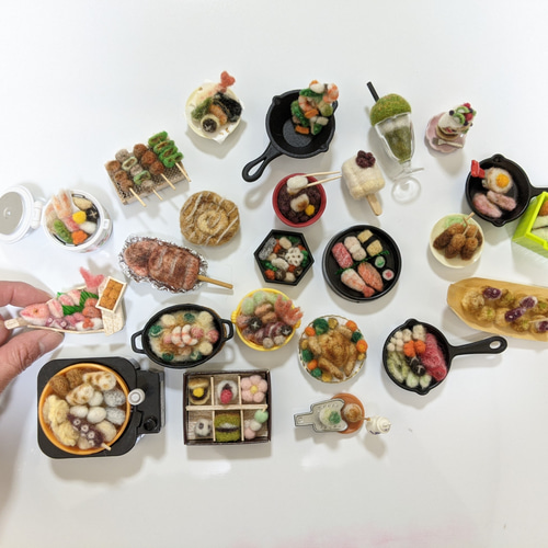 羊毛フェルトのミニ大たこ焼き 羊毛フェルト ayacobo 通販 12139954