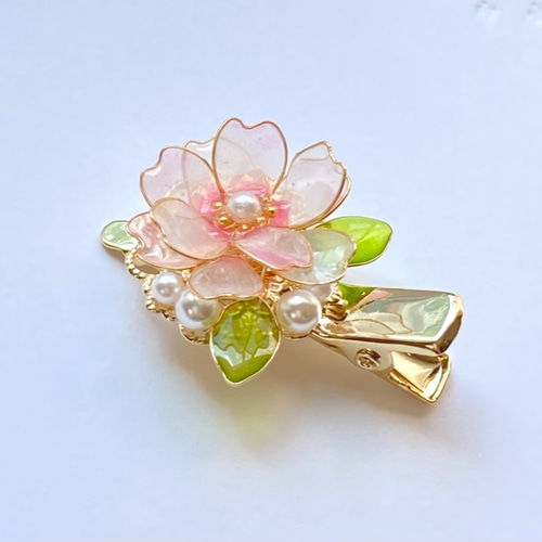 十月桜のミニヘアクリップ【桜ハンドメイド2022】冬
