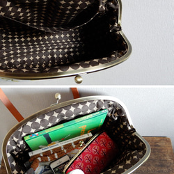 年中使える革のカゴバッグ　レザーがま口ハンドバッグ（ショルダーバッグ）フラワーピンク 5枚目の画像