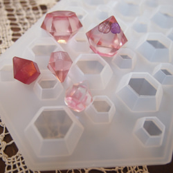 レジンでダイヤ型が大11個、小16個つくれるシリコン型　半透明なのでUVレジンでも使用可 ダイヤモンド型 2枚目の画像