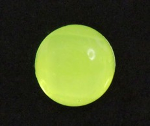 レジン用着色剤  蛍光ネオングリーン　パジコ 宝石の雫 UVレジン液がきれいに色付け できる 2枚目の画像