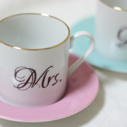 Mr.&Mrs.ティーカップセット♡結婚祝いにもオススメ♡名入れorイニシャル入れ可 3枚目の画像