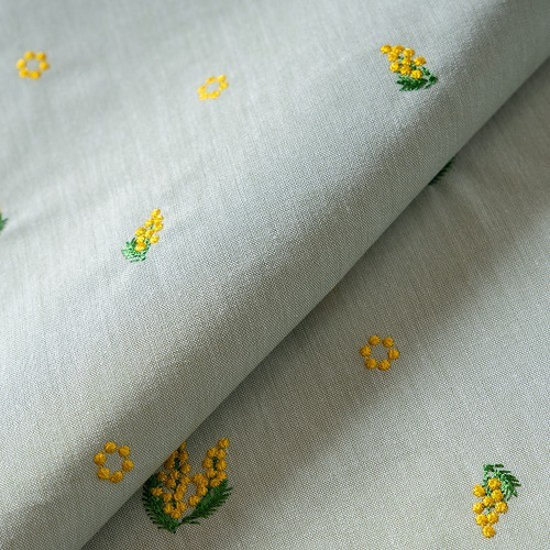 刺繍生地 【ミモザ/モスグリーン】 カットクロス 綿ポリ 生地 nico