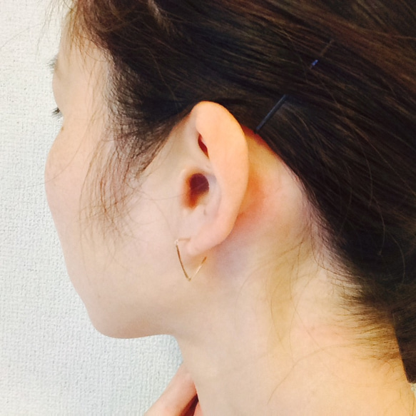 【再販】三角ピアス【14KGF】 3枚目の画像