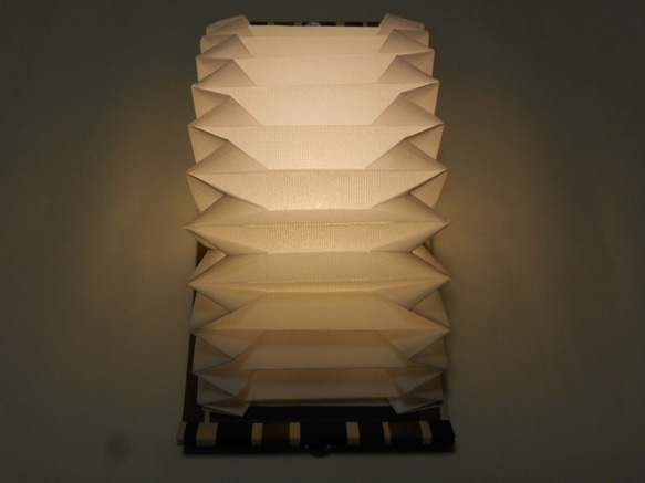 ブック型ライト「Shell-Light」～麻混・英文字 5枚目の画像