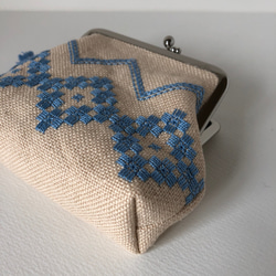 ハーダンガー刺繍（青色）◇◇◇ 10センチがま口 4枚目の画像