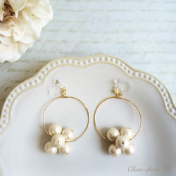 grape cotton pearl hoop earring 第2張的照片