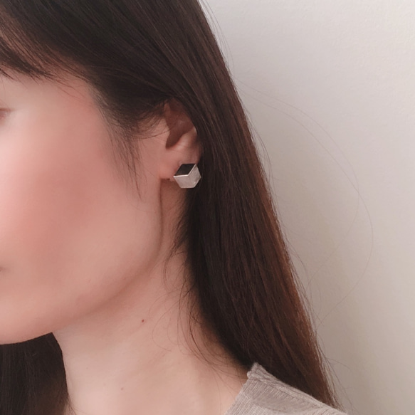 three dimensional earring(シルバーのみ) 6枚目の画像