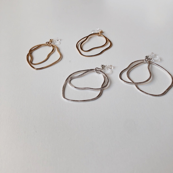 W deformed hoop earring | 2color 3枚目の画像