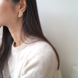 metal half moon earrings(シルバーのみ) 8枚目の画像