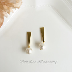 gold stick&pearl earring 第1張的照片