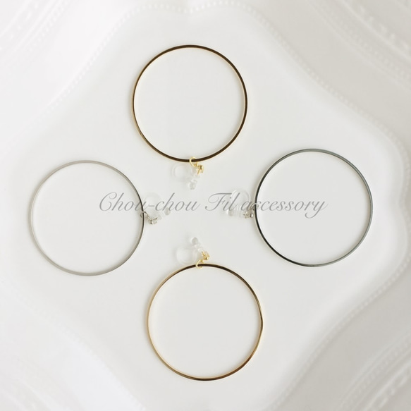 simple big hoop earring 1枚目の画像