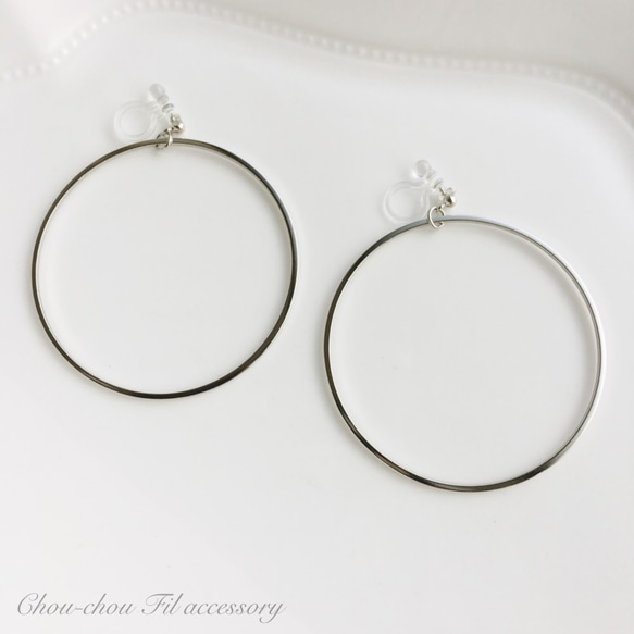 simple big hoop earring 3枚目の画像