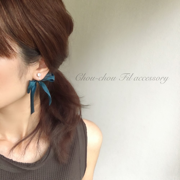 silk ribbon catch earring(asymmetry） 第4張的照片