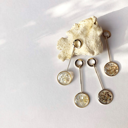 透明貝殼鞦韆耳環（僅限白色） 第6張的照片