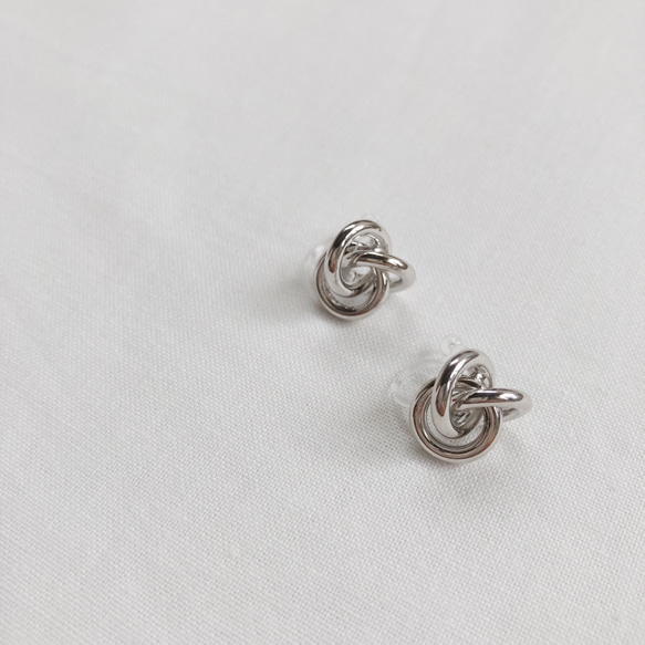 W knit earring | 2color 4枚目の画像