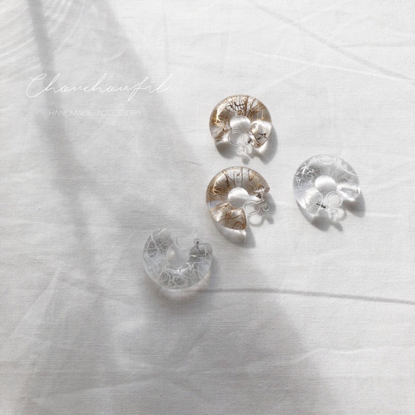 clear marble earring 1枚目の画像