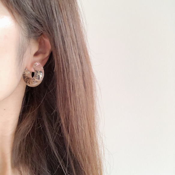 clear marble earring 7枚目の画像