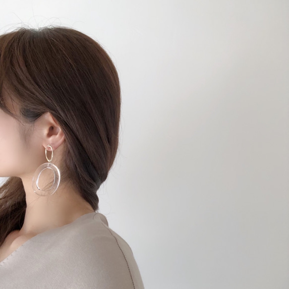 metal&clear W ring earring 2枚目の画像