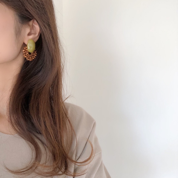 wood circle beads earring 6枚目の画像