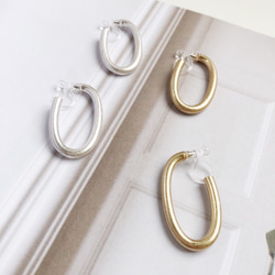 matte metal curve earring 4枚目の画像