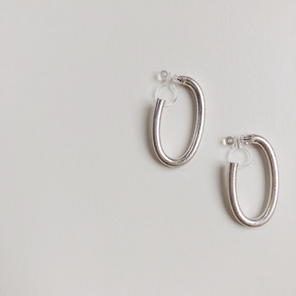 matte metal curve earring 6枚目の画像