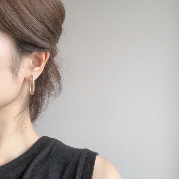 matte metal curve earring 9枚目の画像