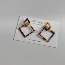 べっ甲W square earring 4枚目の画像