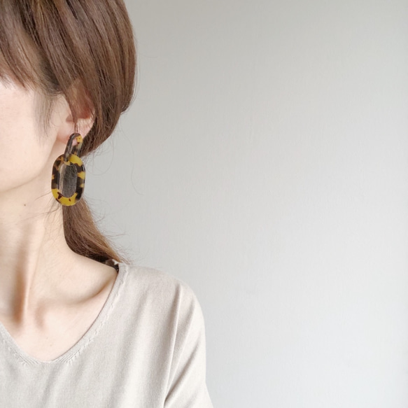 べっ甲W oval earring 6枚目の画像