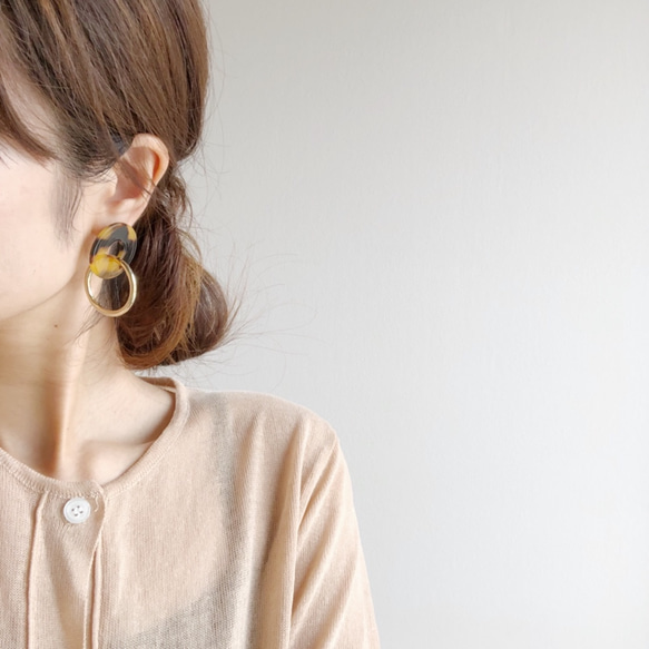 べっ甲W circle hoop earring 6枚目の画像