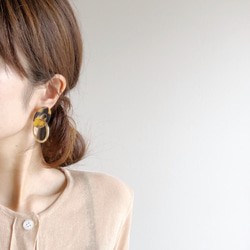 べっ甲W circle hoop earring 7枚目の画像