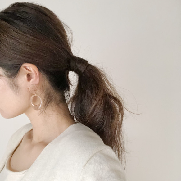 circle swing hoop earring 5枚目の画像