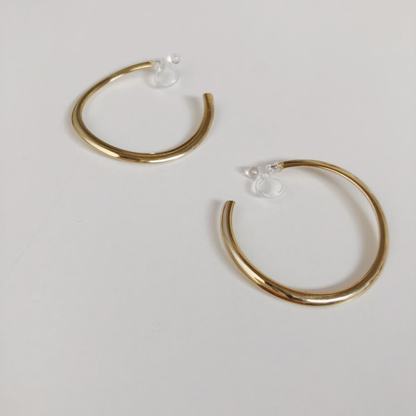 distort hoop earring 2枚目の画像