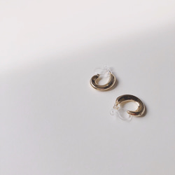 C metal mini earring 4枚目の画像