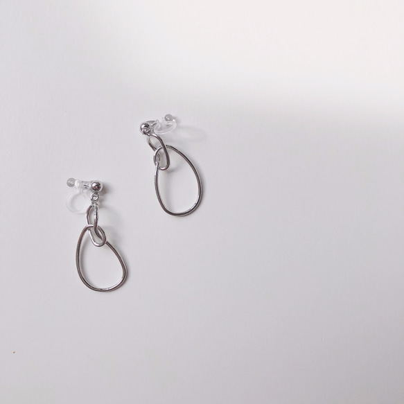 hoop deformed swing earring 4枚目の画像