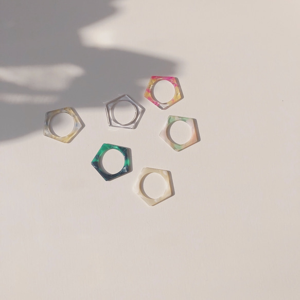 marble pentagon ring 5枚目の画像