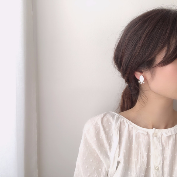 deformed oval pear earring 5枚目の画像