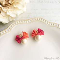 W silk ribbon&cotton pearl earring(レッド) 1枚目の画像
