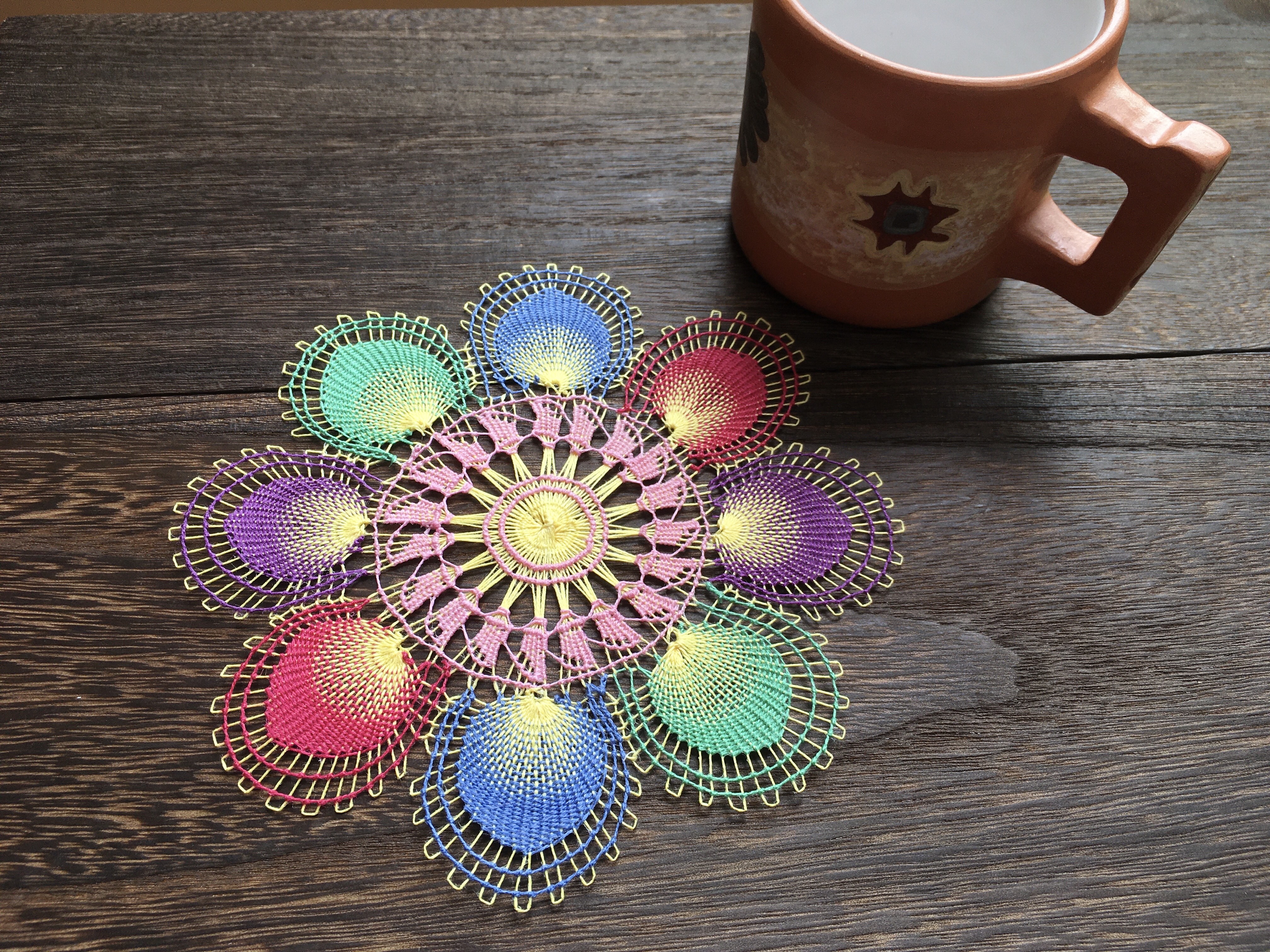 希少　Ñanduti ニャンドゥティ伝統織　大判ドイリー　パラグアイ刺繍 希少 Ñanduti ニャンドゥティ伝統織 大判ドイリー パラグアイ