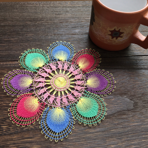 パラグアイの刺繍 ニャンドゥティ ドイリー