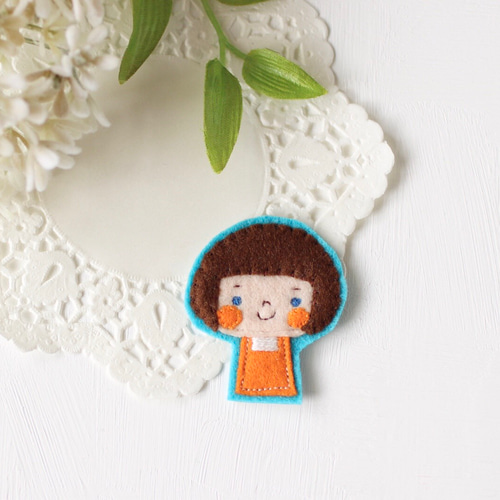 女の子の小さいフェルトワッペン＊おしゃれで可愛い刺繍