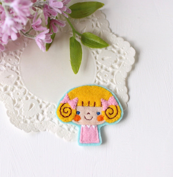 女の子の小さいフェルトワッペン＊おしゃれで可愛い刺繍