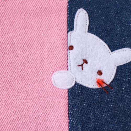 名入れできる♪うさぎの刺繍アップリケのついた ぺたんこ