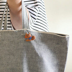 リスの小さなブローチ　フェルト　刺繍　無料ラッピング♪ 6枚目の画像