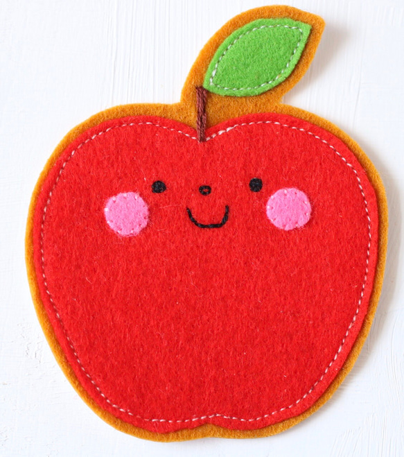 入園・入学準備に＊りんごの大きいフェルトワッペン　名入れ＊おしゃれで可愛い刺繍アップリケ♪お名前ワッペン　ブローチにも 人気・おすすめ｜安定人気・収納便利におすすめ 丁寧対応 配送追跡可 人気ランキング上位